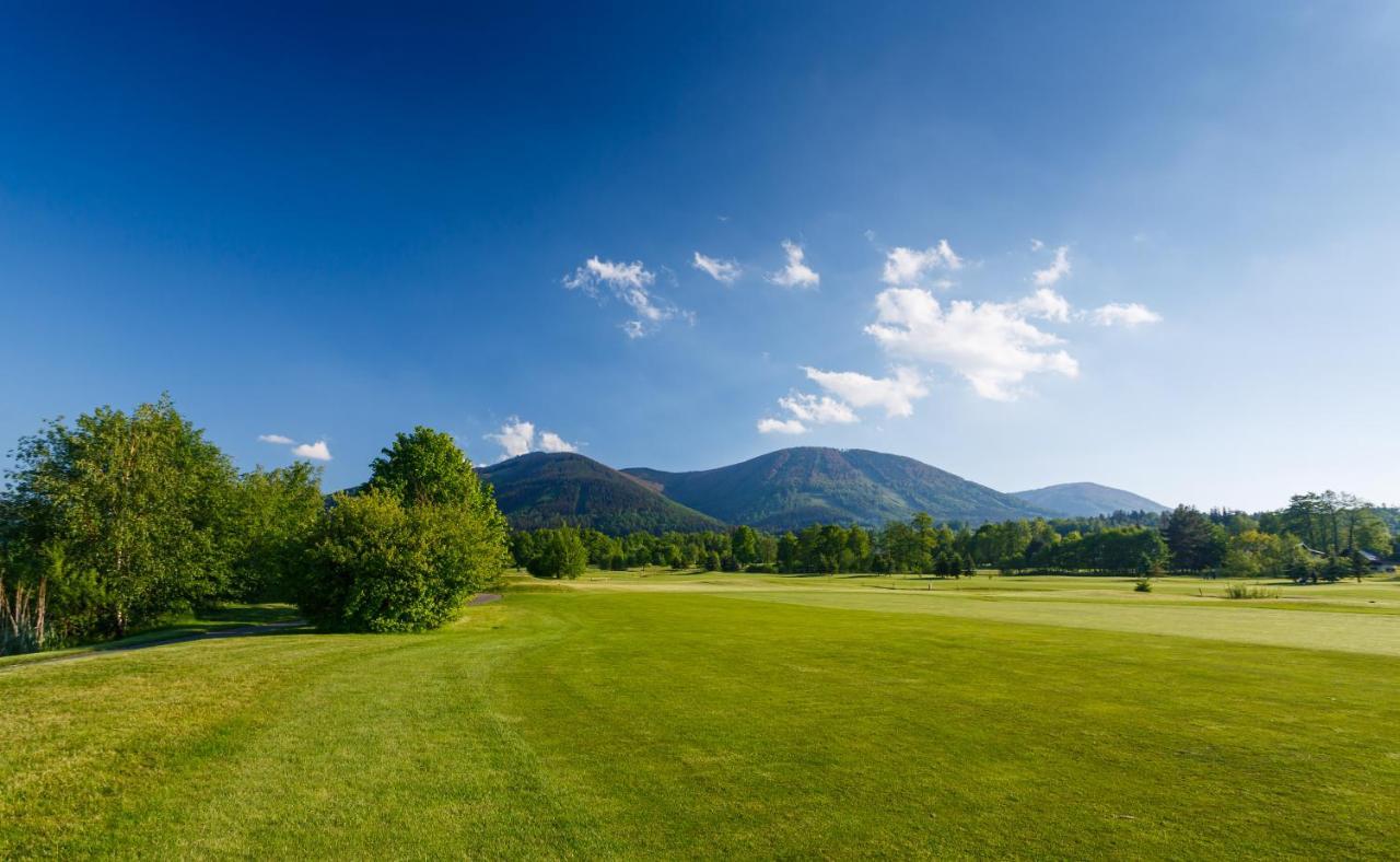 Apartman Na Golfu Челадна Екстер'єр фото
